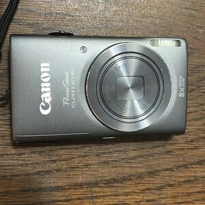 Canon PowerShot ELPH 130 IS Digital Camera - Silver